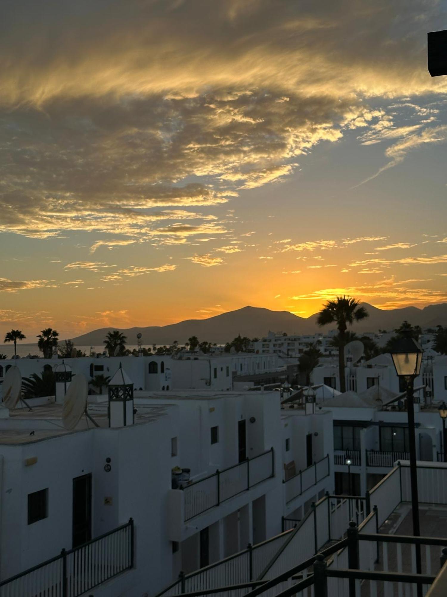 Casa Josephine Lanzarote, Spectacular Sea Views & Free Wifi Apartment Puerto del Carmen  Exterior photo